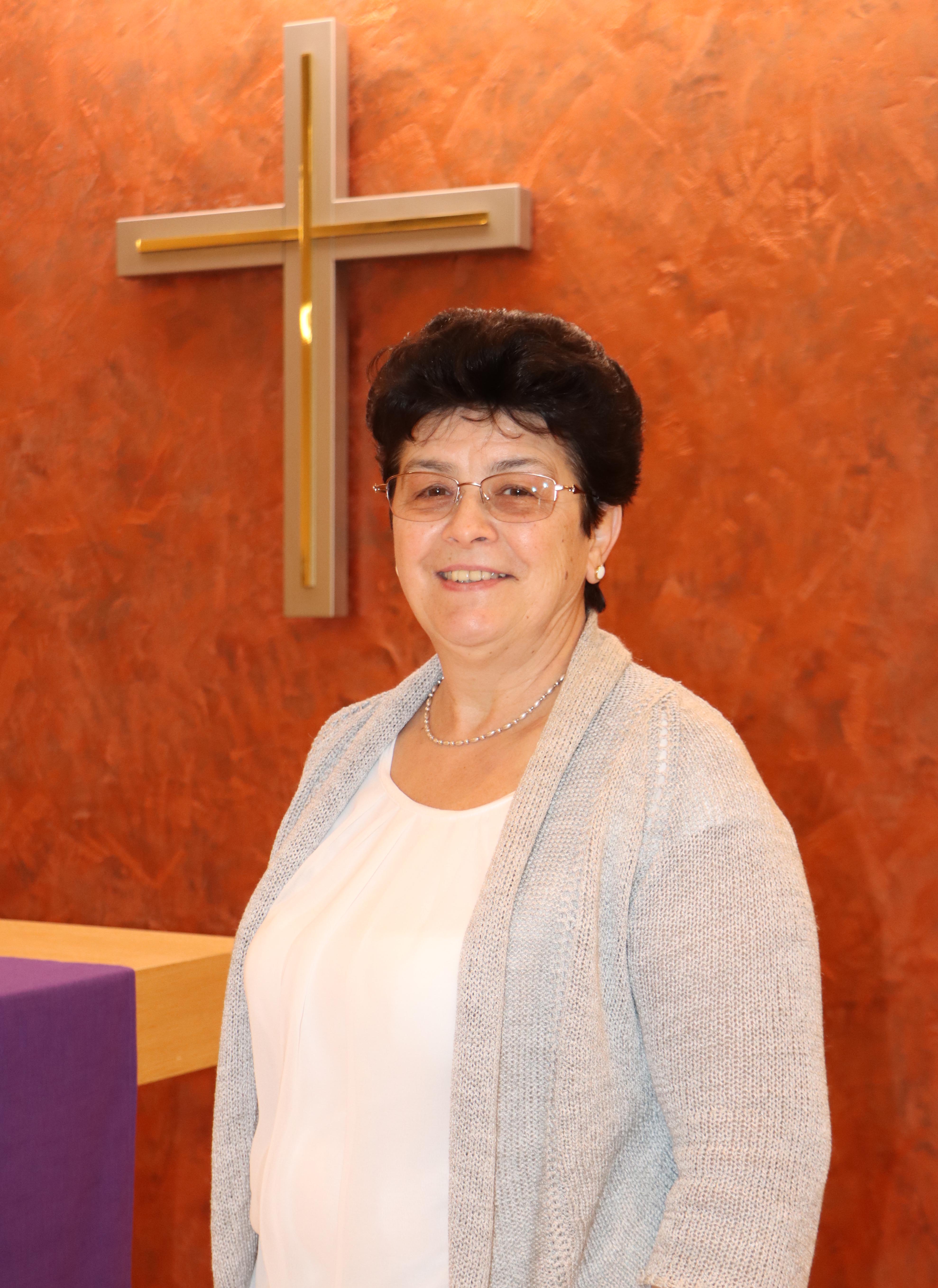 Elvira Geiss, Diakoniepresbyterin